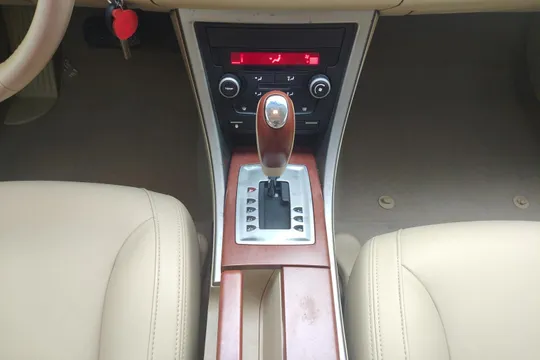 Roewe 550