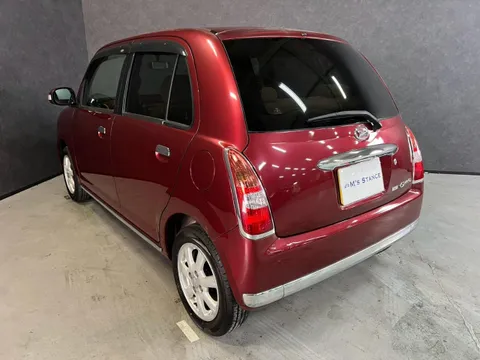 Daihatsu Mira Gino