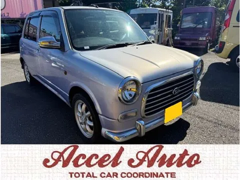 Daihatsu Mira Gino