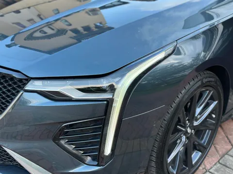 Cadillac CT4