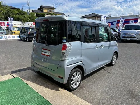 Mitsubishi eK Space
