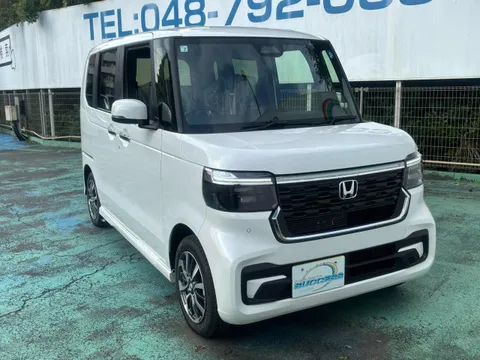 Honda N-BOX Custom