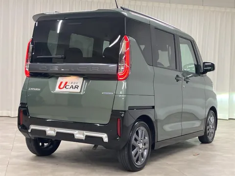 Mitsubishi Delica Mini