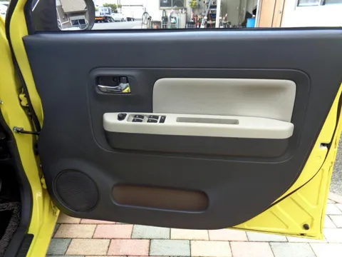 Daihatsu Mira Tocot