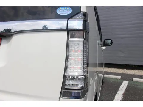 Honda N-BOX Slash