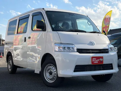 Toyota TownAce Van