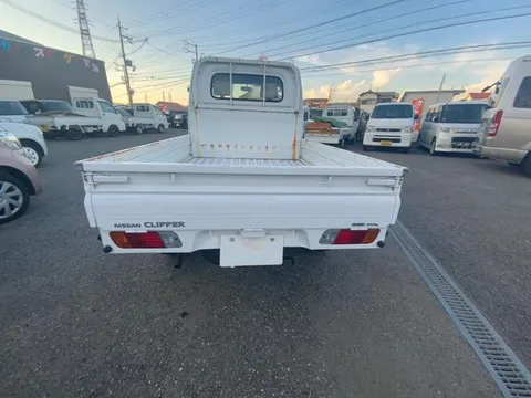 Nissan Clipper Truck