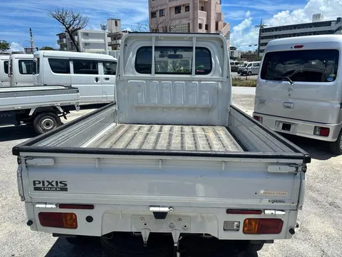 Toyota Pixis Truck