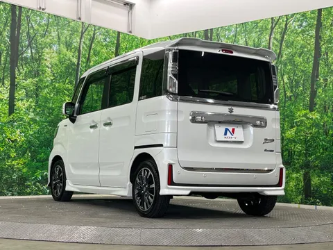 Suzuki Spacia Custom