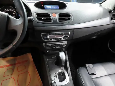 Renault SM3