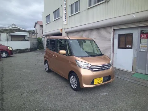 Nissan Dayz Roox