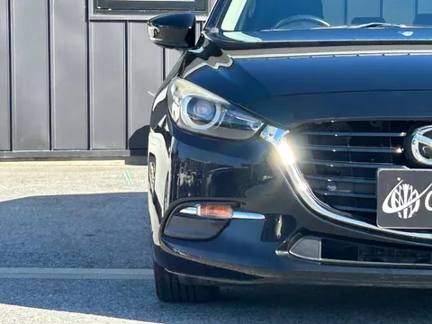 Mazda Axela Sport