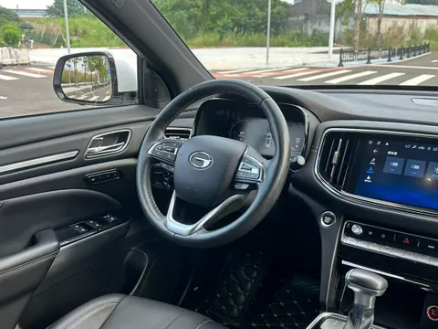 Gac GS8