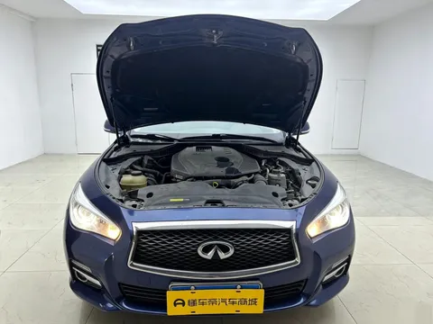 Infiniti Q50L