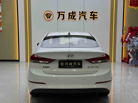 Hyundai Elantra (Avante)