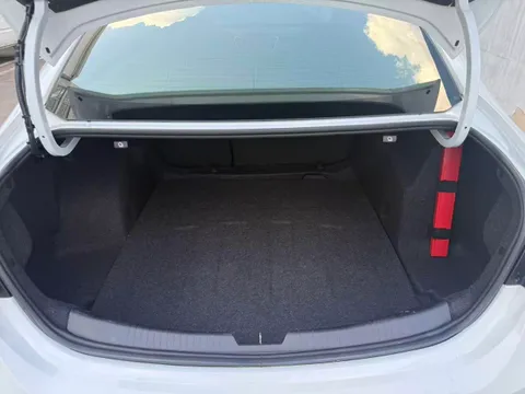 Chevrolet Malibu XL
