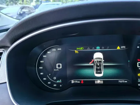Roewe i6