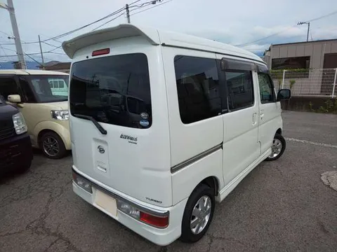 Daihatsu Atrai Wagon