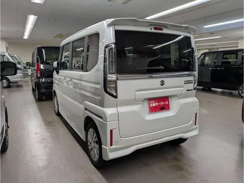 Suzuki Spacia Custom