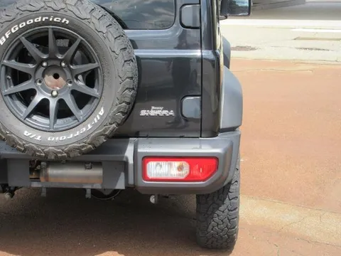 Suzuki Jimny Sierra