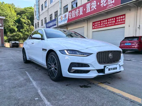 Jaguar XEL