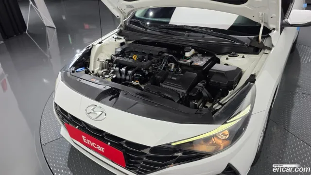 Hyundai Elantra (Avante)