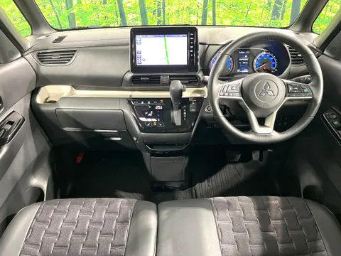 Mitsubishi Delica Mini