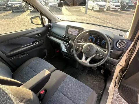 Mitsubishi eK X