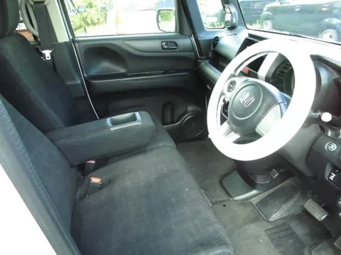 Honda N-BOX Plus