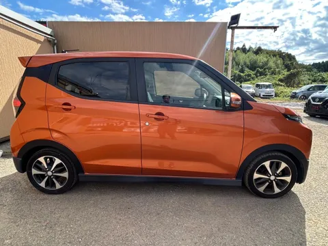 Mitsubishi eK X
