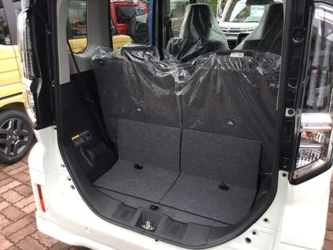 Suzuki Spacia Custom
