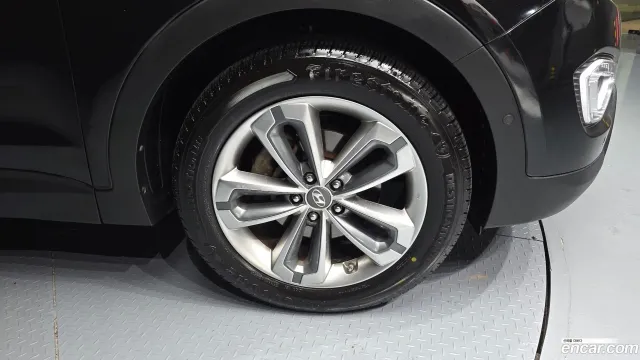 Hyundai Grand Santa Fe (Maxcruz)