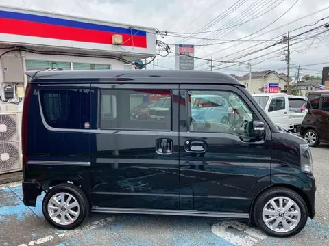 Nissan Clipper Rio