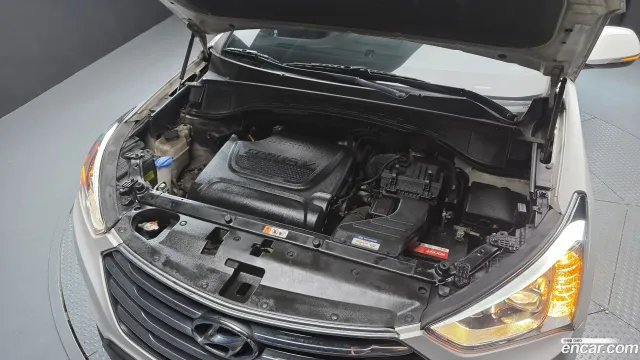 Hyundai Grand Santa Fe (Maxcruz)