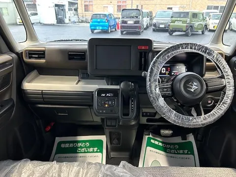 Suzuki Spacia