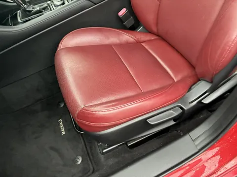 Mazda MAZDA3 Fastback