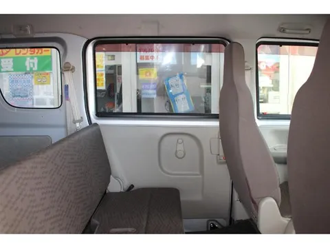Mitsubishi Minicab Van