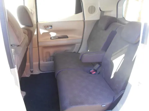 Honda N-BOX Slash