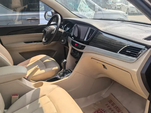 Baojun 730
