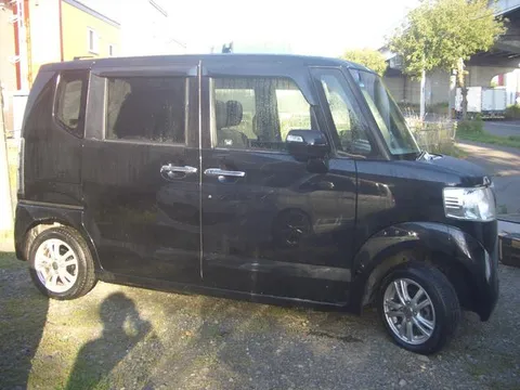 Honda N-BOX Plus