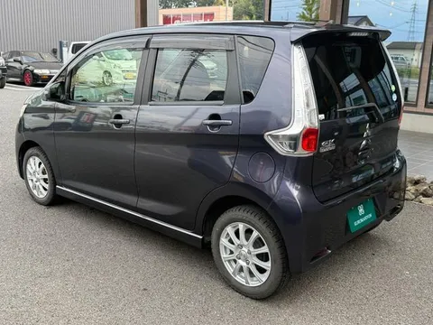 Mitsubishi eK Custom