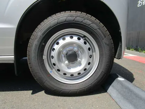 Nissan Clipper