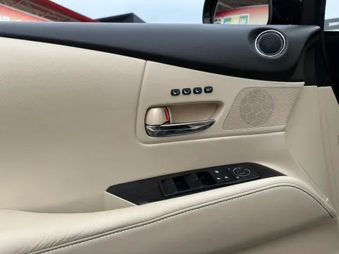 Lexus