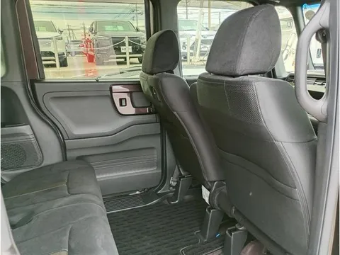 Honda N-BOX Custom