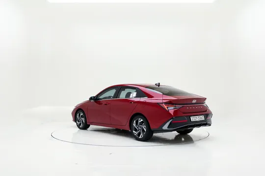 Hyundai Elantra (Avante)