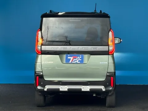 Mitsubishi Delica Mini