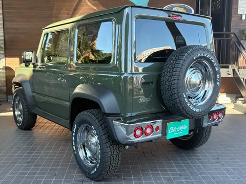 Suzuki Jimny Sierra