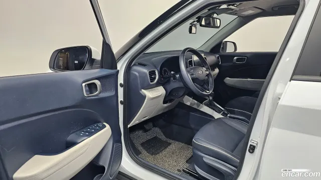 Hyundai Venue