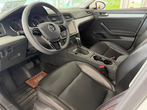 Volkswagen Lamando
