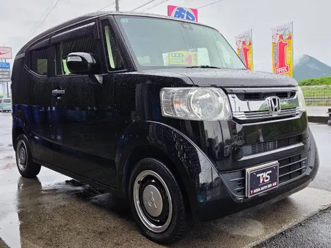 Honda N-BOX Slash